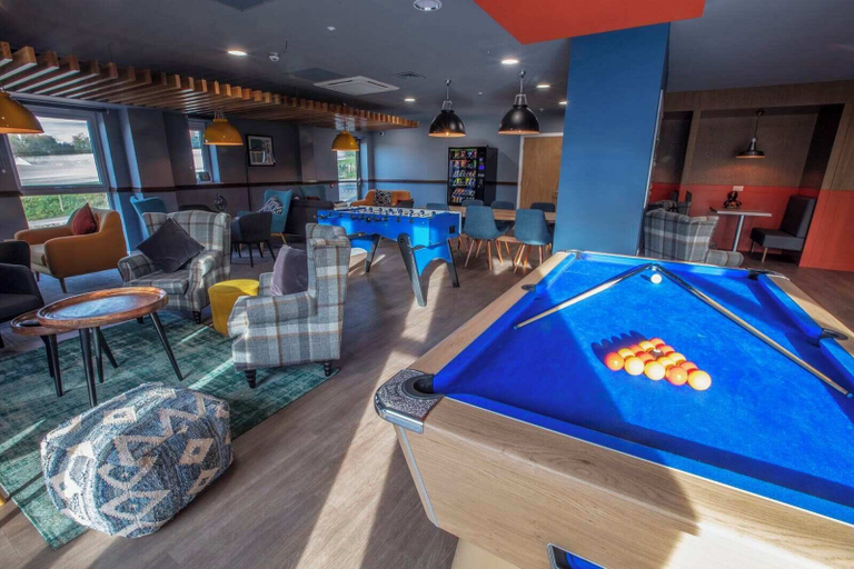 Food & Drinks 4, Caledon Court - Campus Accommodation, Aberdeen