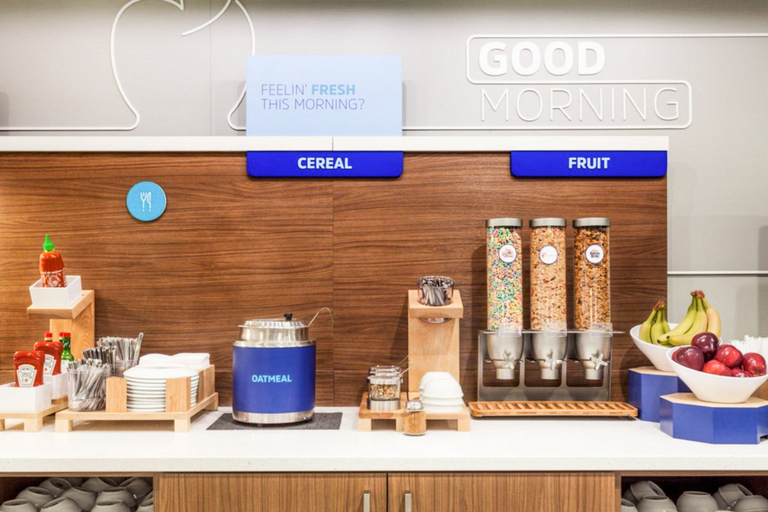 Food & Drinks 5, Holiday Inn Express & Suites BLYTHE by IHG, Riverside