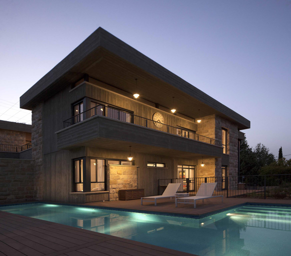 Others 3, Villa Pnai
