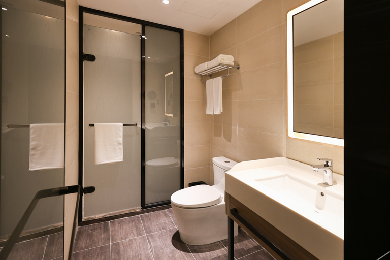 Bathroom 4, Hanting Hotel Hanzhong Mian County Jiefang North Road, Hanzhong