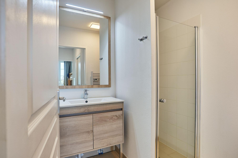 Bathroom, Residence Odalys Terre Marine, Charente-Maritime