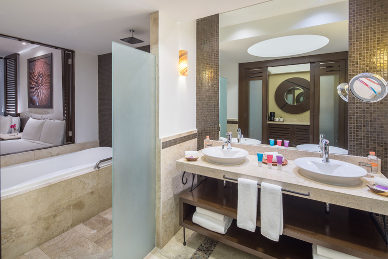 Bathroom 4, Hyatt Ziva Los Cabos- All Inclusive, La Paz