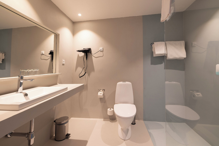 Bathroom 4, Imperial Hotel, Copenhagen