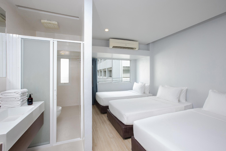 Bedroom 23