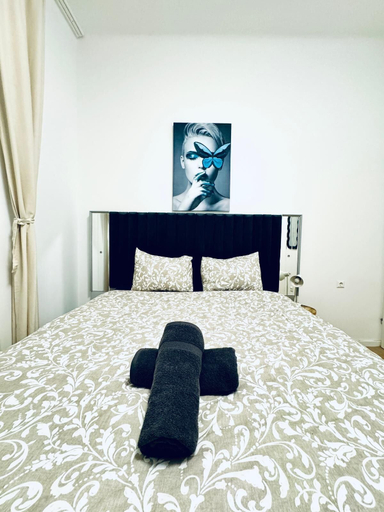 Bedroom 3, Stylish 4BR Apt Near Westbahnhof, Wien