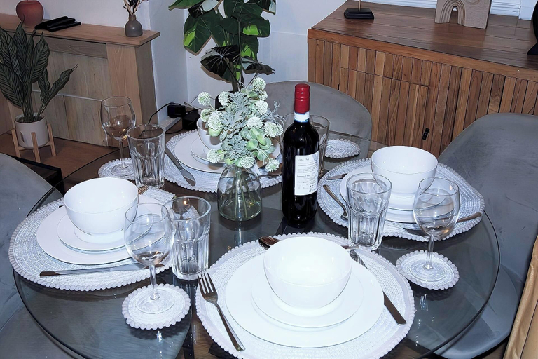 Dining, House Sleeps 5 With Garden and Parking, Birmingham