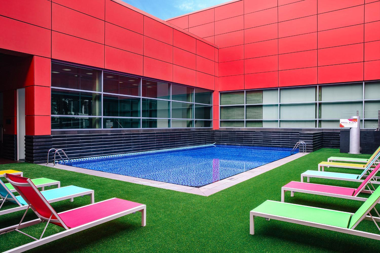 Sport & Beauty 5, Royal Plaza on Scotts Singapore, Singapore