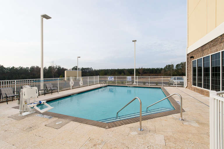 Sport & Beauty 2, Holiday Inn Express & Suites AIKEN by IHG, Aiken