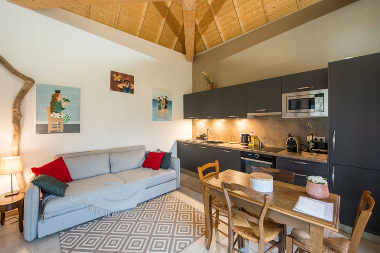 Living area 5, Château de la Malmaison (103859379), Marne