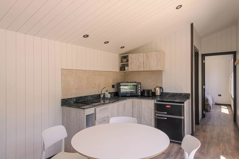 Others 5, Tiny House, Lacar