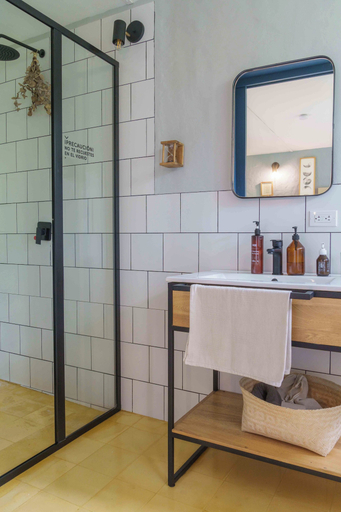 Bathroom 3, Hotel Plantación, Jardín