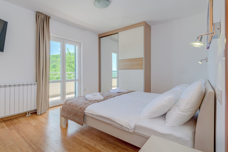 Bedroom 2, Villa Miam, Cista Provo