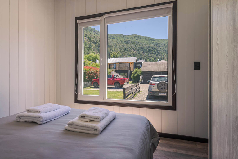 Others 4, Tiny House, Lacar