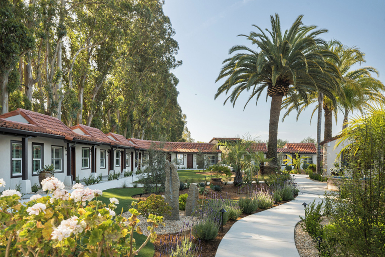 Exterior & Views 2, Casia Inn, Sonoma