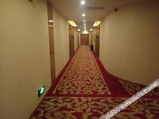 Others 3, Jinjiang Hotel, Börtala Mongol