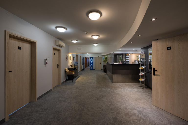 Public Area 3, Hotel Orbita, Środa Śląska