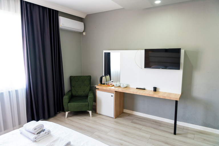 Bedroom 4, Rio's Hotel, Tuzla