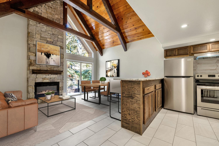 Dining Room 2