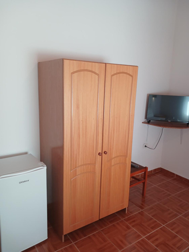 Others 5, Ari's cozy rooms, Vlorës