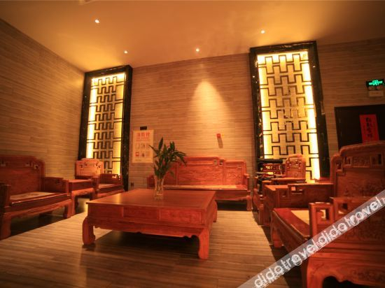 Others 2, Rushi Hotel, Haixi Mongol and Tibetan