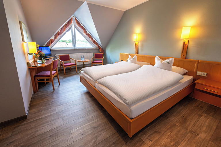 Bedroom 4, Hotel Restaurant Zur Post, Vechta