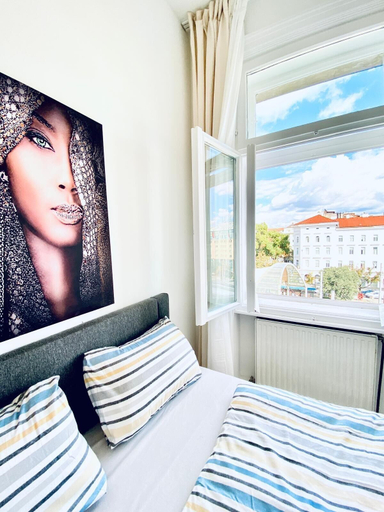 bedroom 24