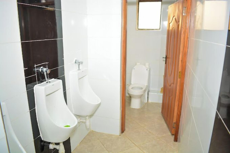 Bathroom 4, The 818 Hotel Ol Kalou, Ol Kalou