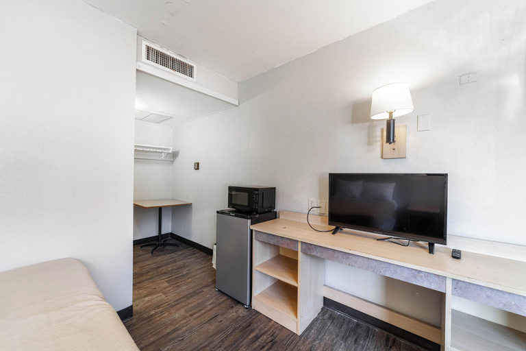 Others, Extended Stay by Welcome INN, Kansas City