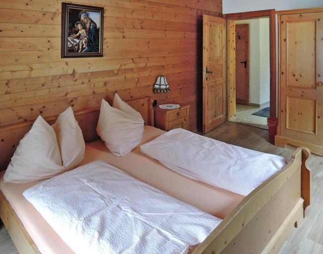 Bedroom 2, Apartment in Fusch an der Glocknerstrasse in Nature, Zell am See
