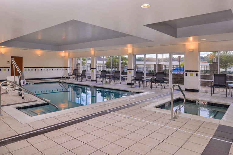 Sport & Beauty 4, Fairfield Inn & Suites by Marriott Pelham, Shelby