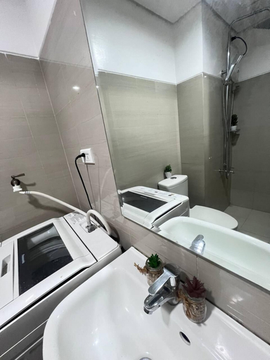 Bathroom 3, SHORE 1 RESIDENCES, Pasay City