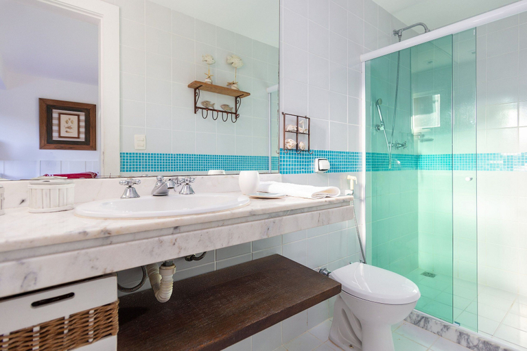 Bathroom 4, Bz70 Casa Piscina 650m da Rua das Pedras, Armação dos Búzios