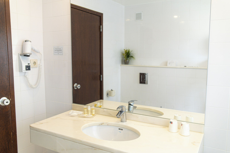 Bathroom 4, Hotel Sao Jose, Ourém