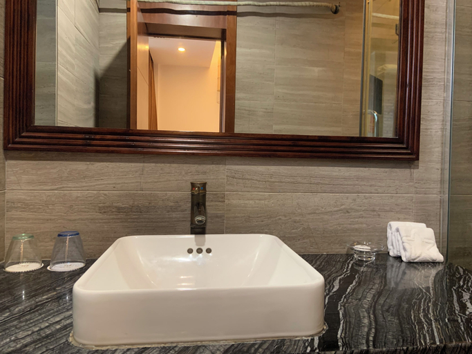 Bathroom 3
