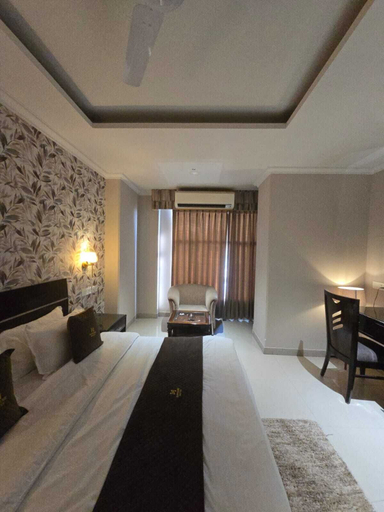 Bedroom 4, Hotel Supreme Suites Ludhiana, Ludhiana
