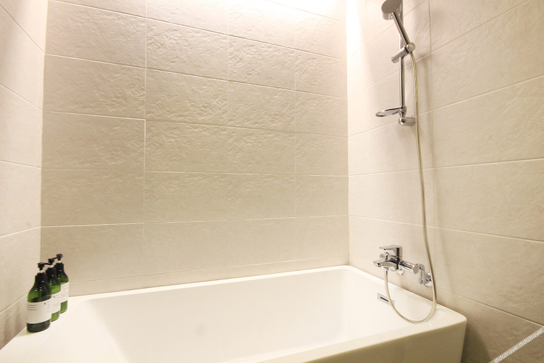 Bathroom 5, Deagu Suseong Stay, Buk