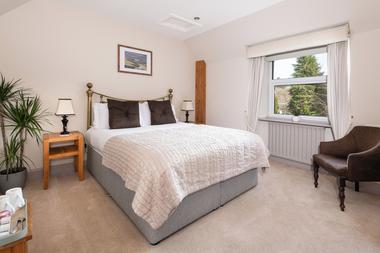 Bedroom 2, Beinn Bhracaigh, Perthshire and Kinross