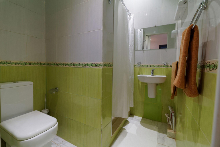 Bathroom, Hotel Roma Tunis, Sidi El Béchir