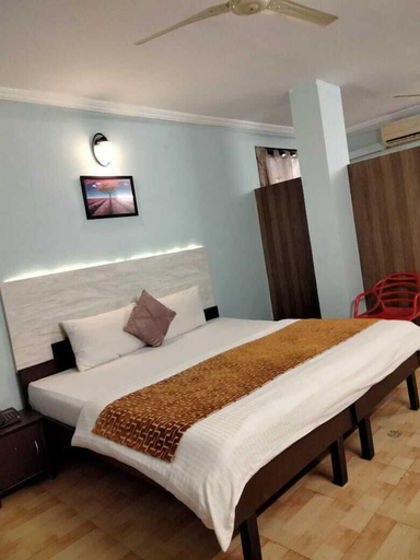 Others 5, HOTEL SARIKA, Thane