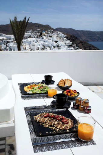 Food & Drinks, ArmonOia Suites Santorini, South Aegean