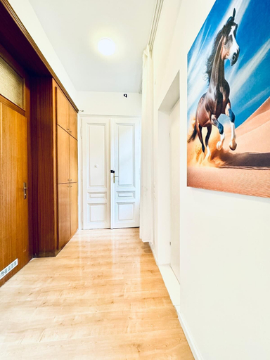Others 5, Stylish 5BR 7min to Westbahnhof, Wien