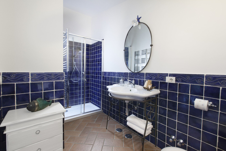 Bathroom 4, Villa Ambra in Massa Lubrense, Napoli