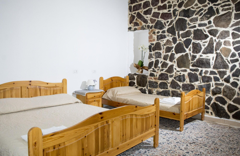 Bedroom 3, Bed And Breakfast Villa Bianca, Nuoro