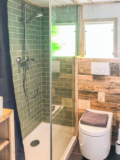 Bathroom 3, STOERbuiten Les Charmes, Dordogne