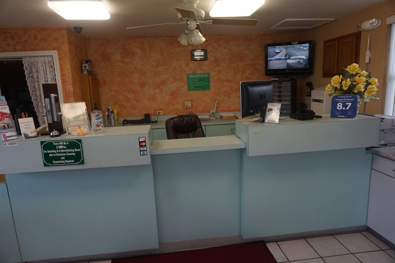 Public Area 3, Pearsall Executive Inn, Frio