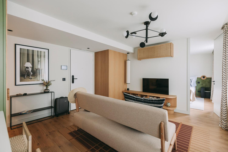Others 3, Porto Prime Apartments by HostWise, Porto