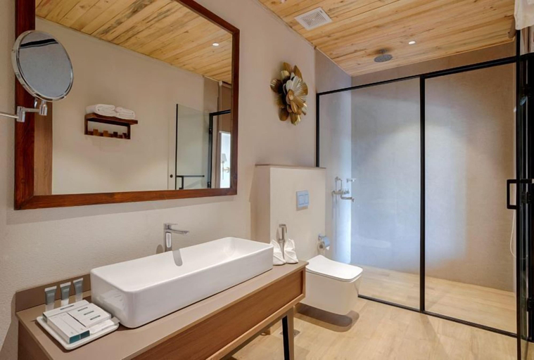 Bathroom 4, Stone Wood Nature Resort, Uttara Kannada