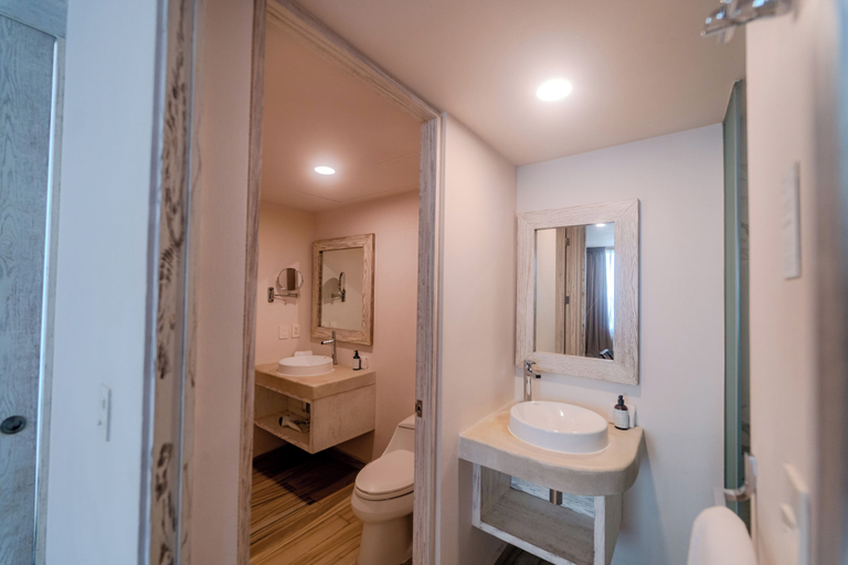 Bathroom 4, Newport House by Casago, Cozumel