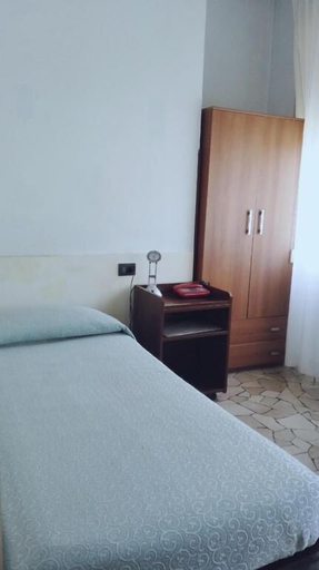 Bedroom 5, Hotel Mira, Varese
