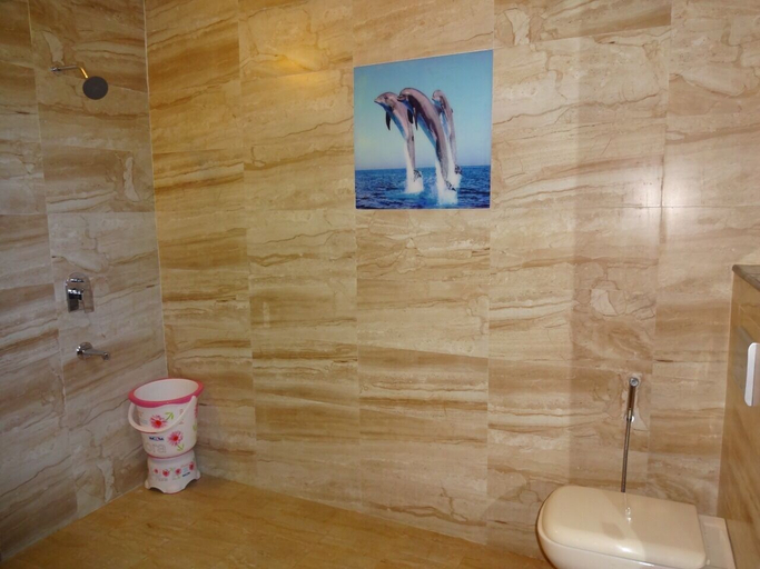 Bathroom, Shimla Resort, Lucknow